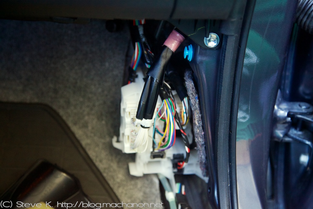 3rd gen Prius JDM power folding side mirrors DIY guide: Wiring up the 3-in-1 combo welcome light LED kit