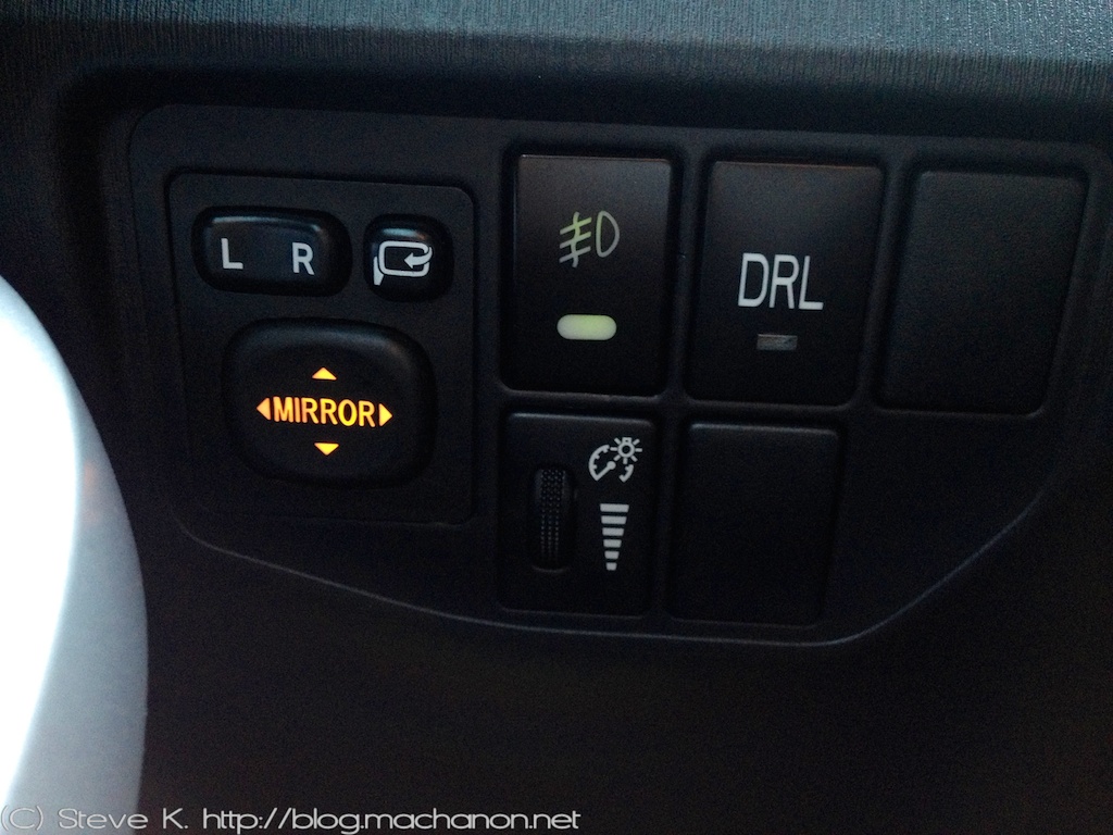 2010+ 3rd gen Toyota Prius JDM power folding side mirror illuminated mirror switch mod