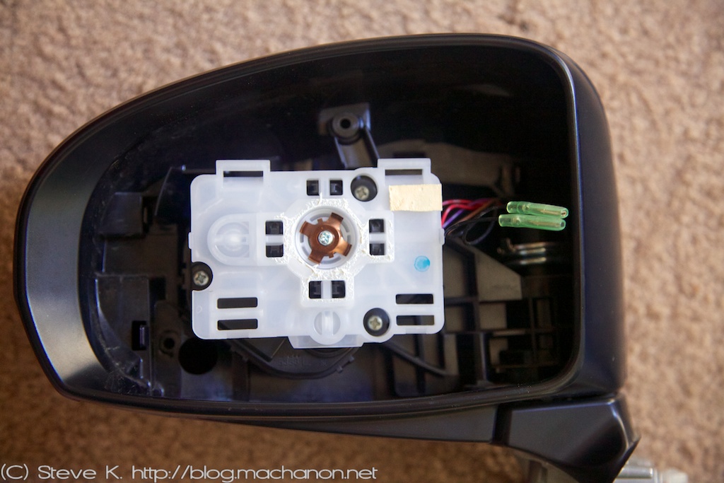 3rd gen Prius JDM power folding side mirrors DIY guide: Remove mirror actuator from housing
