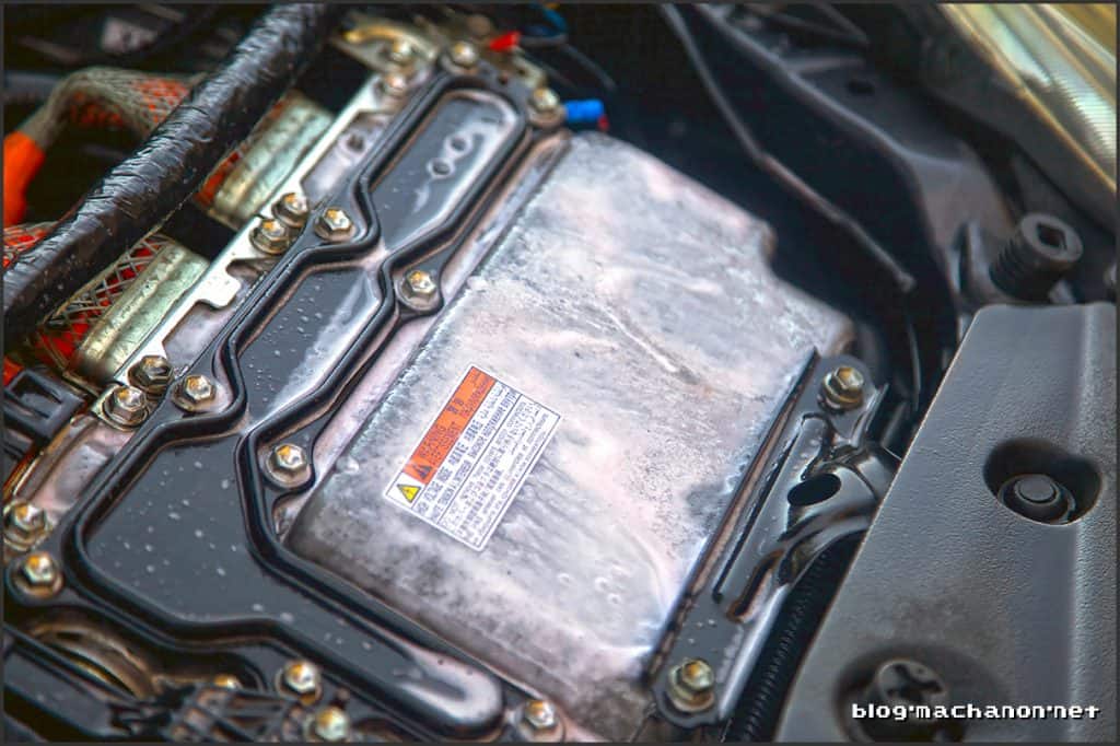 DIY How to Wash and Clean Your Engine Bay » Balancing Act
